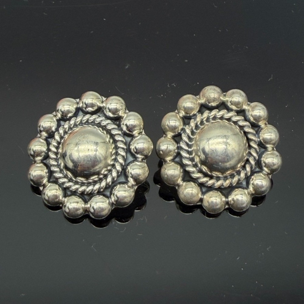 Vintage Taxco Mexico Dome Rope Beaded Concho Clip On Silver 925 Earrings CII